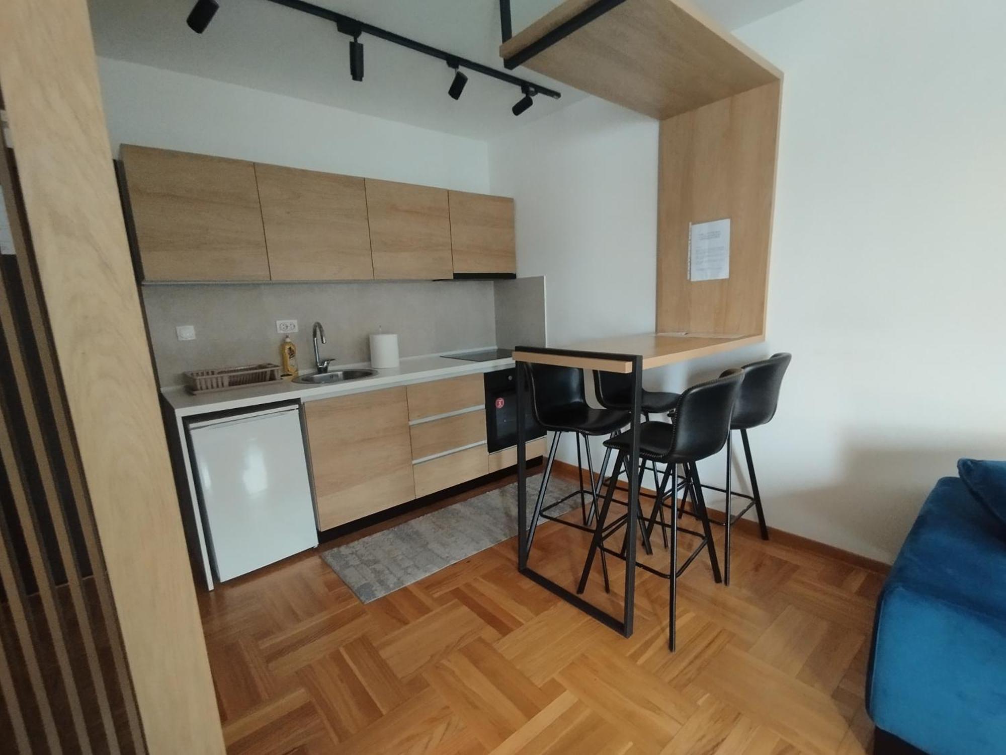 Apartamento Cvetkovic Lux Аpartmani & Free Garaza Vrnjačka Banja Habitación foto